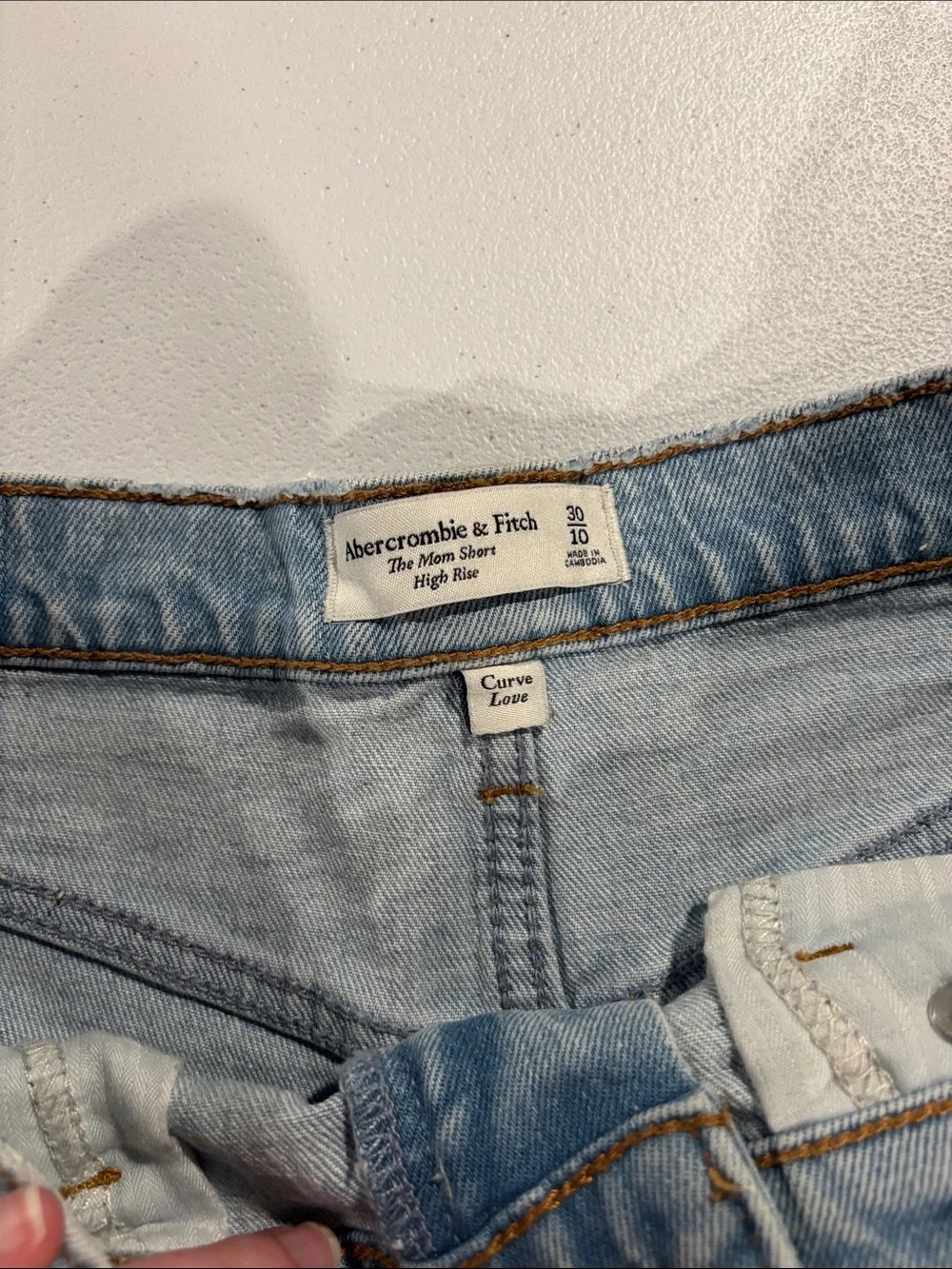 Abercrombie & Fitch ‘The Mom Short’ Denim Shorts